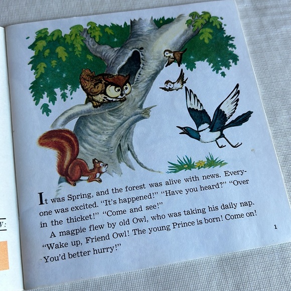 Walt Disney's *Vintage* Story of Bambi 24 Pg Read Along Book *TAPE NOT INCLUDED* - Picture 4 of 7